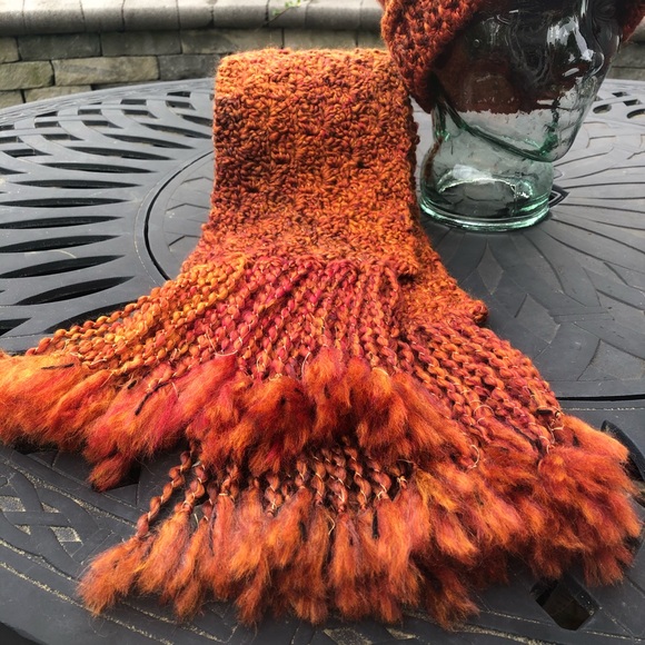 Handmade Hat and Scarf Set by BLD - Picture 3 of 4